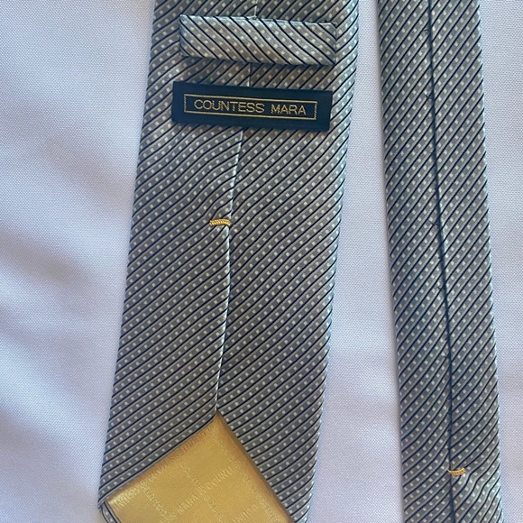 Men’s assorted ties. Very good condition. - Picture 4 of 5